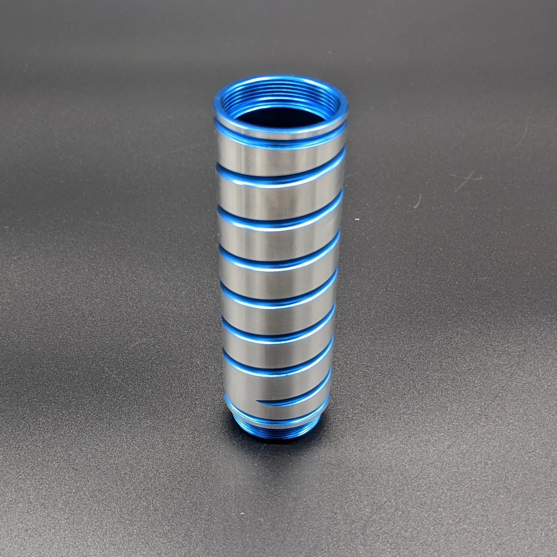 Evenfall Grip, Silver - Image 4
