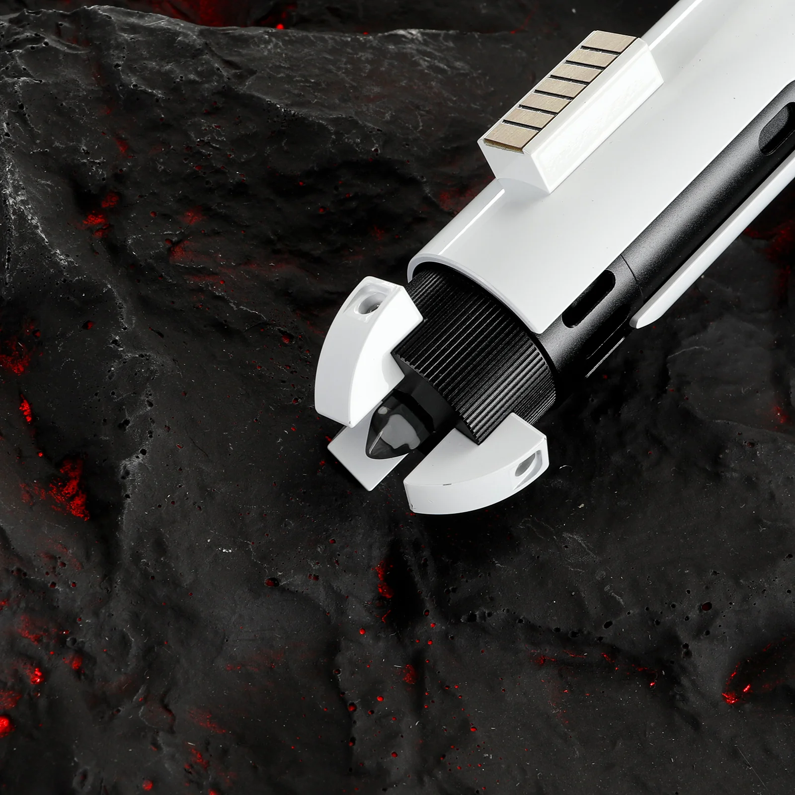 TR-8R, Crimson Neocore - Image 5